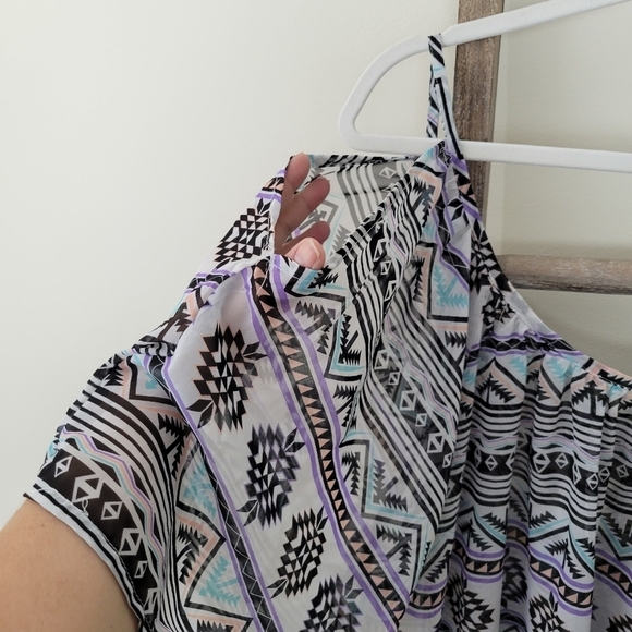 ⭐️40% Off⭐️ Miken Swim Aztec Print Swimsuit Coverup - Picture 4 of 6